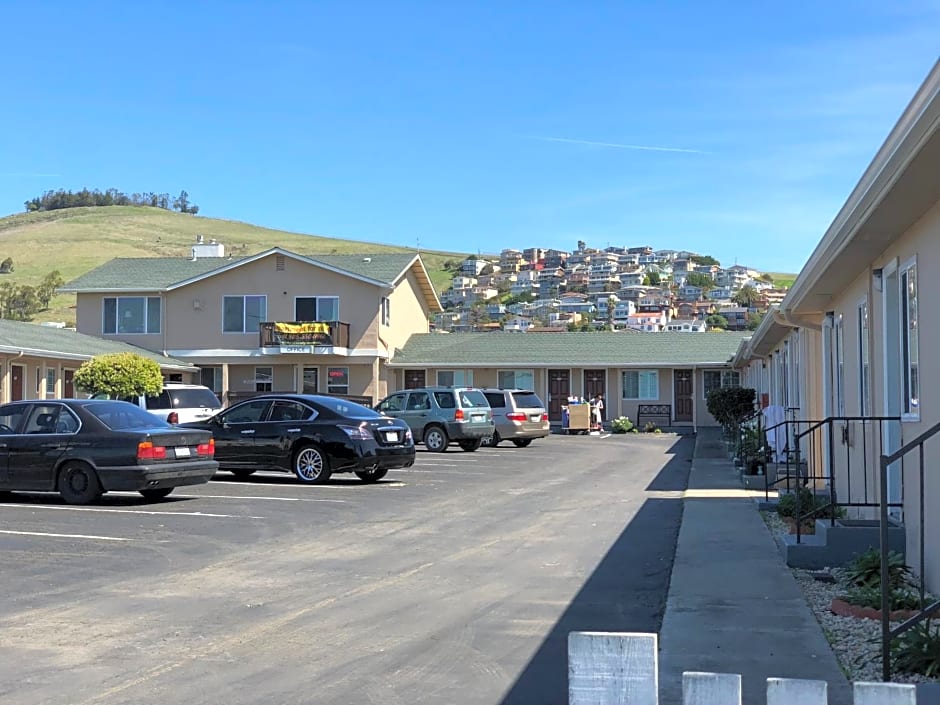 Holland Inn & Suites