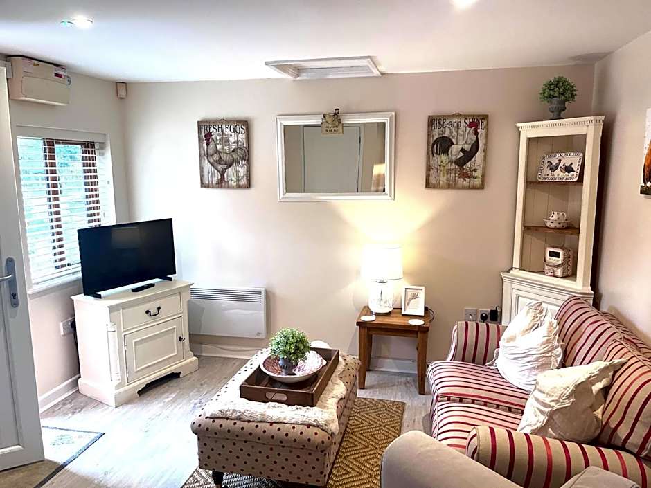Photo 1 of 5 of 1 Bedroom Cottage