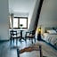 Villa Mons