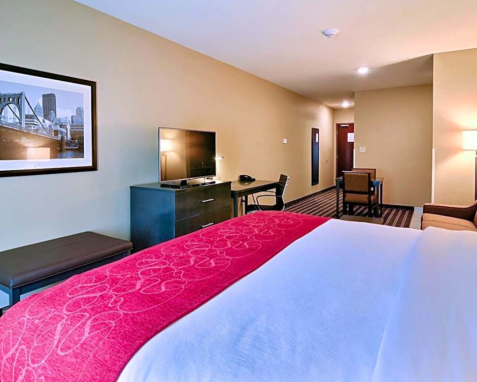 Comfort Suites Uniontown