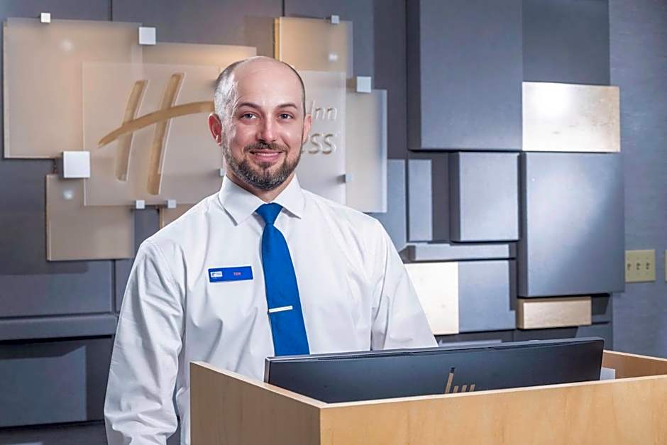 Holiday Inn Express Clayton Southeast Raleigh By IHG