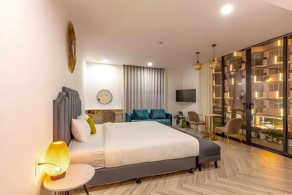 Len's Hotel