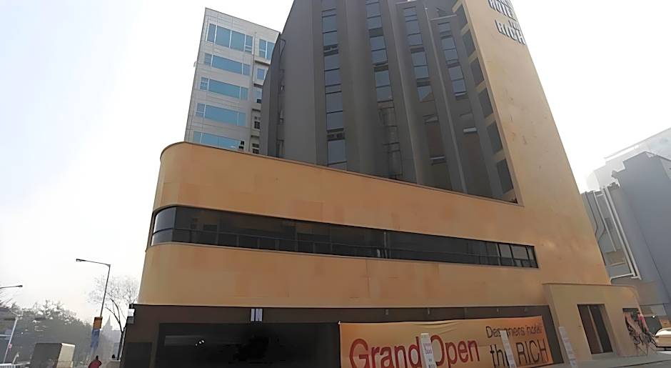 Hotel Rich