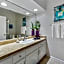 Beverly Hills Chic 2 bed 2bath with Patio and Parking 309