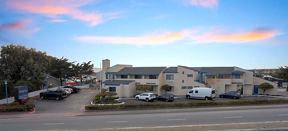 Bay Breeze Inn