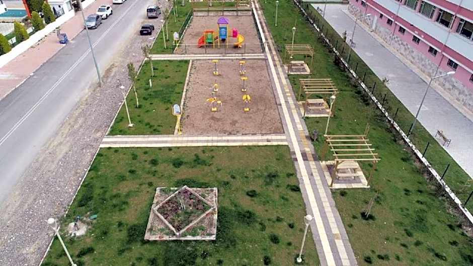 Golden World Suite Hotel