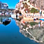 Blu Waters Boutique Hotel