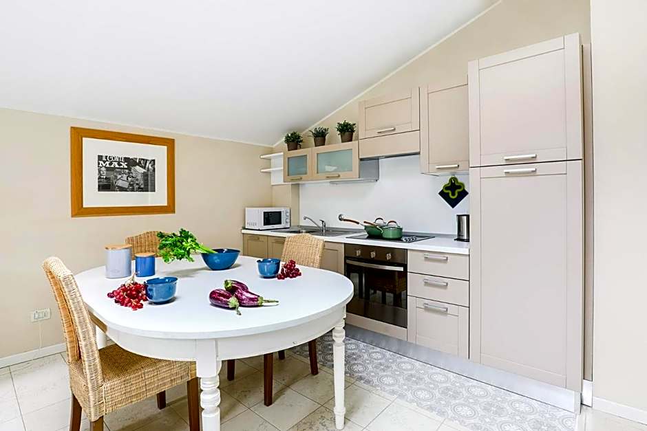 Adriano Residence