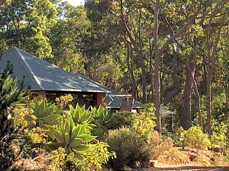 Dunsborough Ridge Retreat