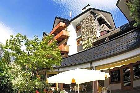 Hotel Pavillon