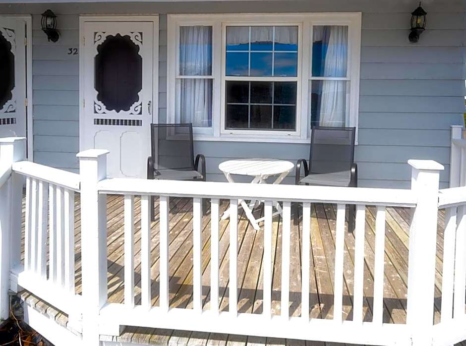 Telegraph House Motel