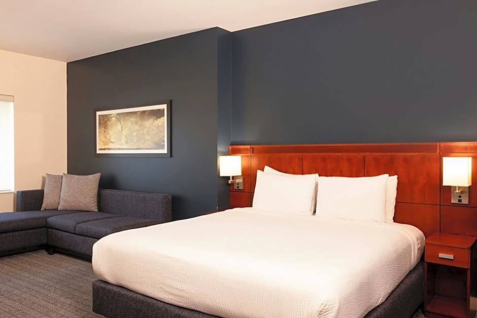 Courtyard by Marriott Toluca Tollocan