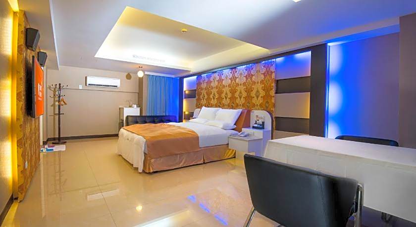 M Garden Business Hotel