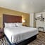 Cobblestone Hotel & Suites - De Pere