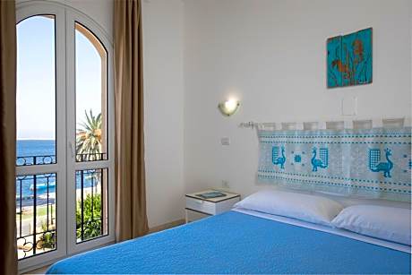 Comfort Double or Twin Room with Sea View