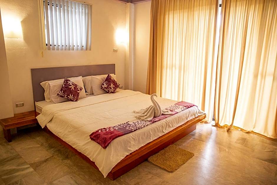 Seaview Hills Luxury Apartments & Rooms