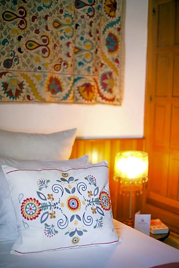 Thea Villas and Suite