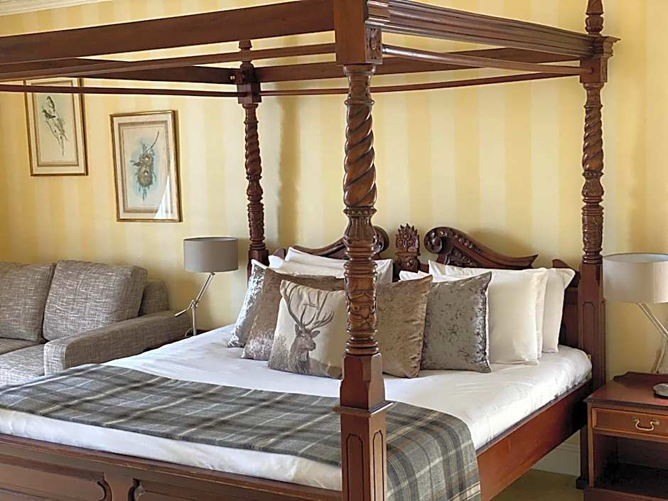 Boat Country Inn and Restaurant