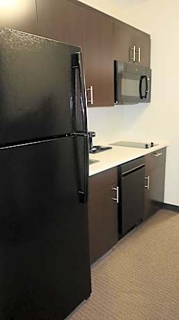 Efficiency Queen Suite with Two Queen Beds - Accessible/Non-Smoking