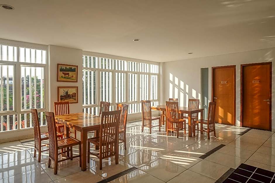 Sans Hotel Prime Cailendra Yogyakarta by RedDoorz