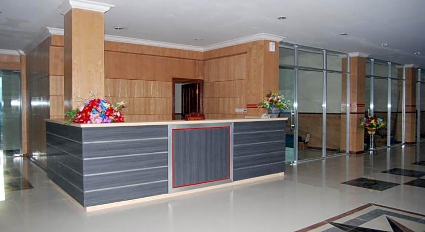 Sylvia Hotel Maumere