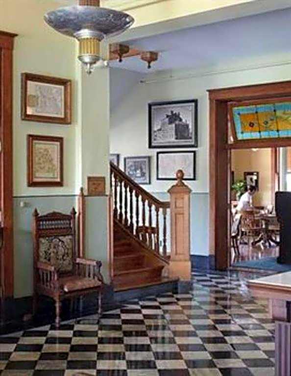 Hotel Frederick