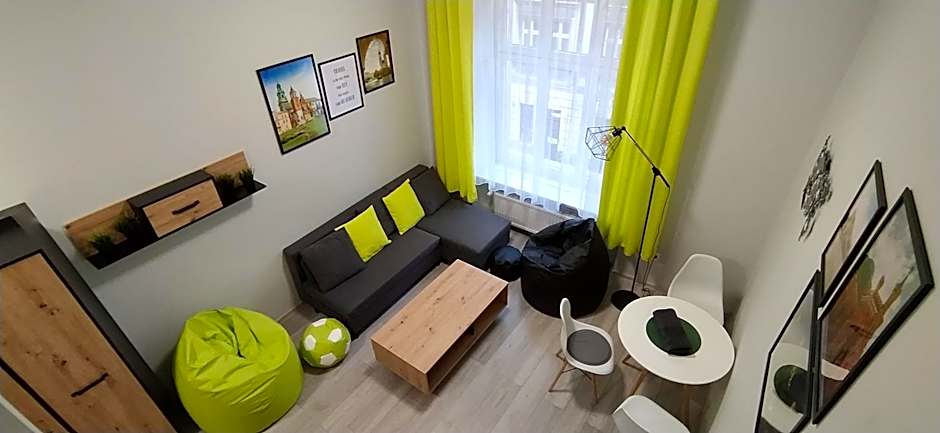 Discover Cracow APARThostel