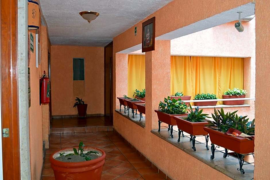 Hotel La Rienda Mision Tequillan