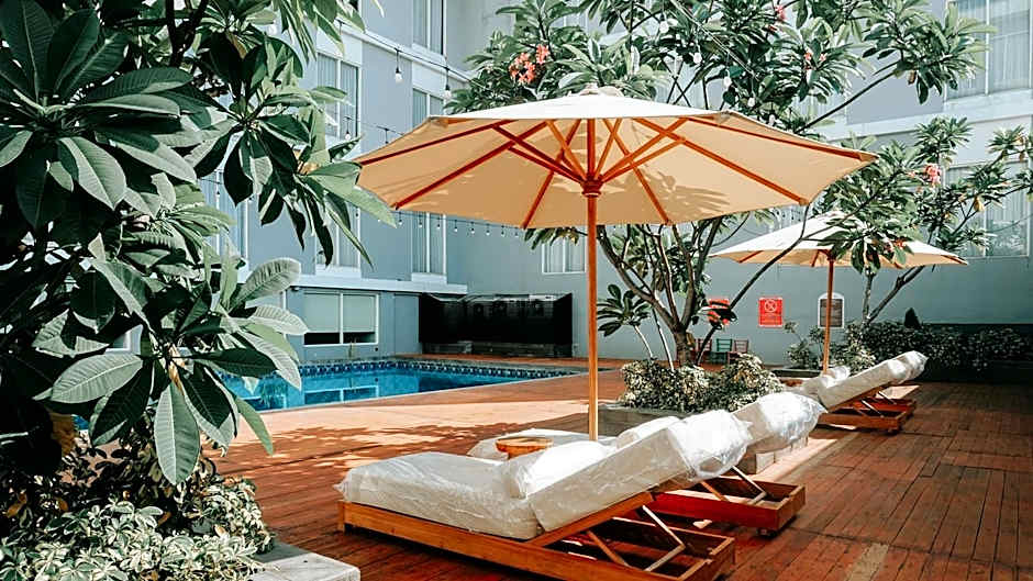 Ascent Premiere Pasuruan