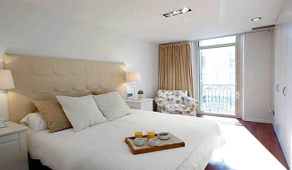 You Stylish City Center Apartments