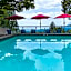 Cypress: Private Bedroom/Bathroom/Office, with Shared Pool, Hot tub