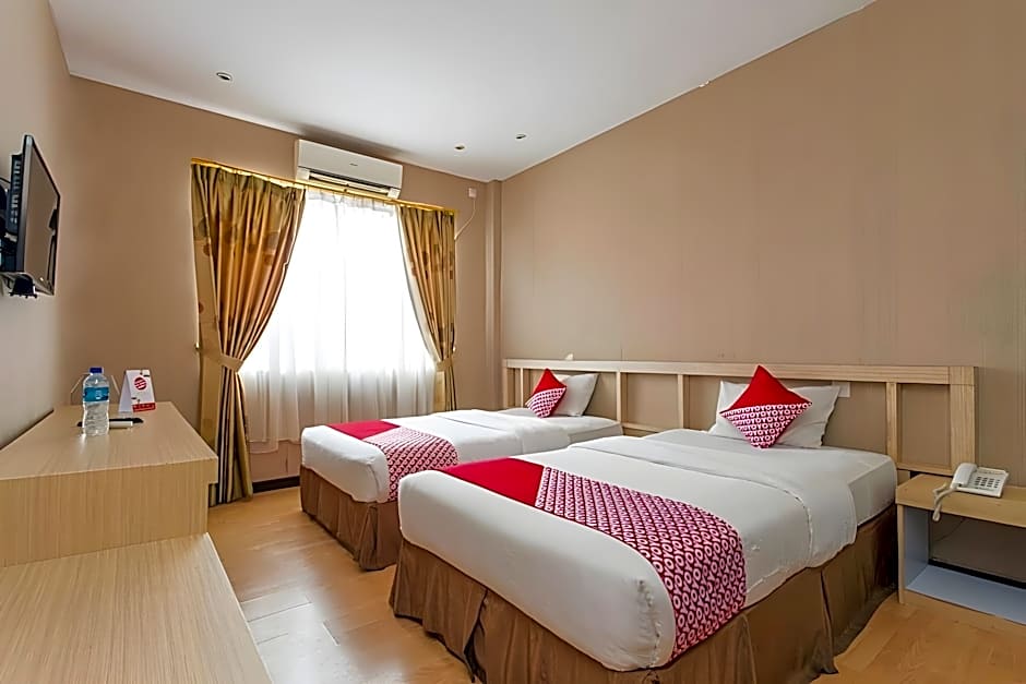 OYO 663 Hotel Sejati