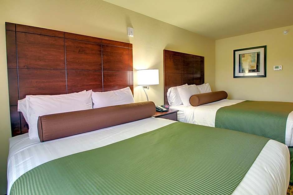 Cobblestone Inn & Suites - Linton