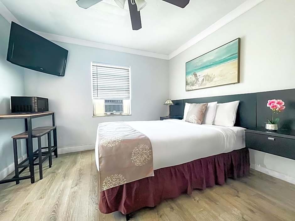 Silver Spray Motel