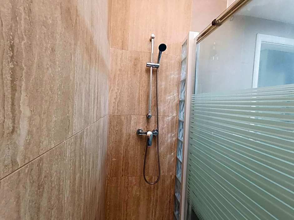 Aloe Vera Shared House