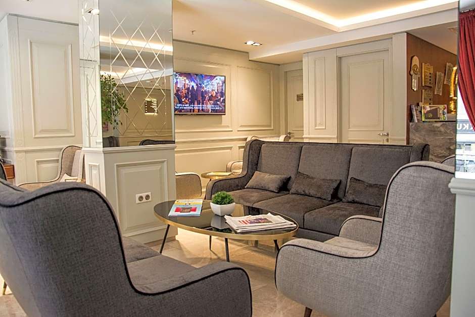 Renata Suites Boutique Hotel