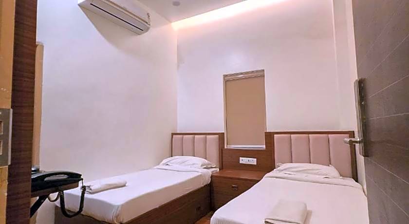 A Palace on River Rashmi Guest House