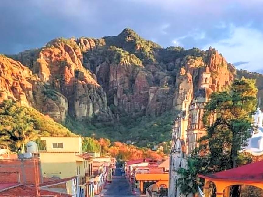 POSADA AMATENCO & Spa Tepoztlan