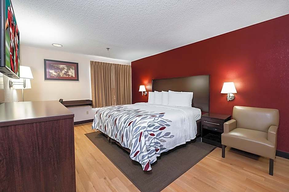 Red Roof Inn & Suites Dover Downtown