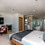 Sea Star Lodge