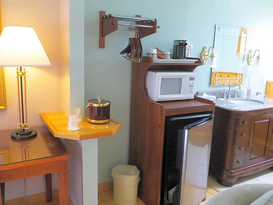 Coast Inn And Spa