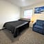 Gate Lodge - Private En-suite rooms, Kings Lynn, central location