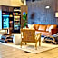 Holiday Inn Express & Suites Naples Downtown - 5th Avenue