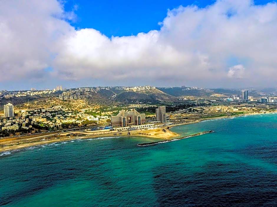 Luxurious Beach apartments