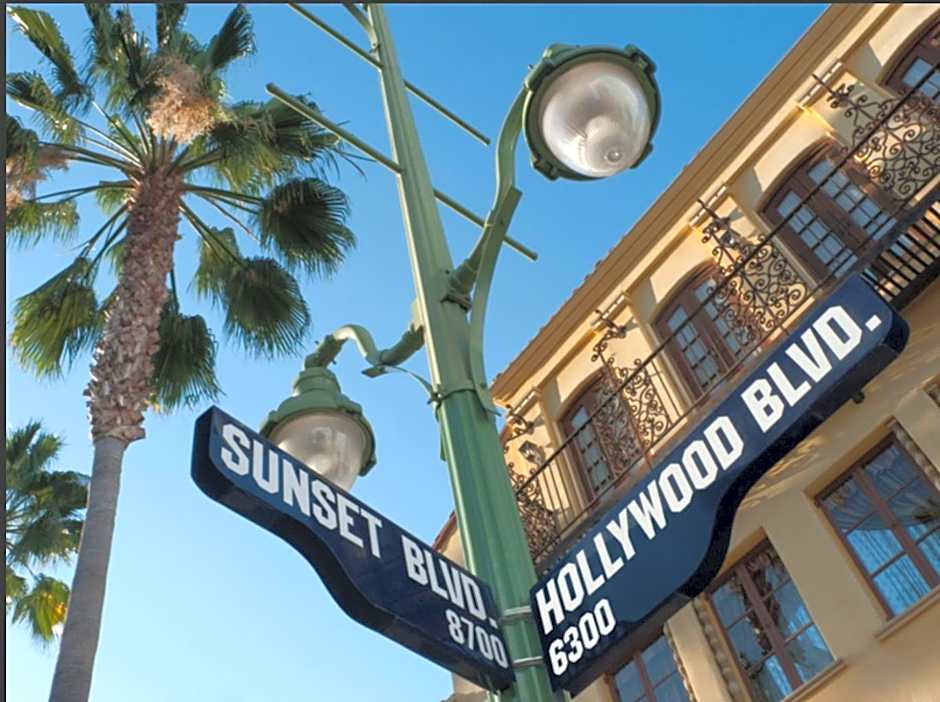 SoCal Lux on Miramar