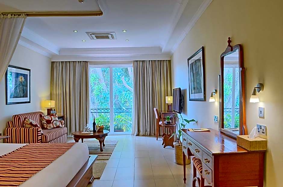 Sovereign Hotel