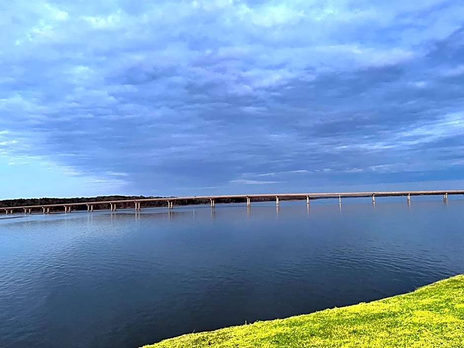 Quality Inn - On The Lake Clarksville-Boydton