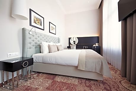 Business Twin or Double Room