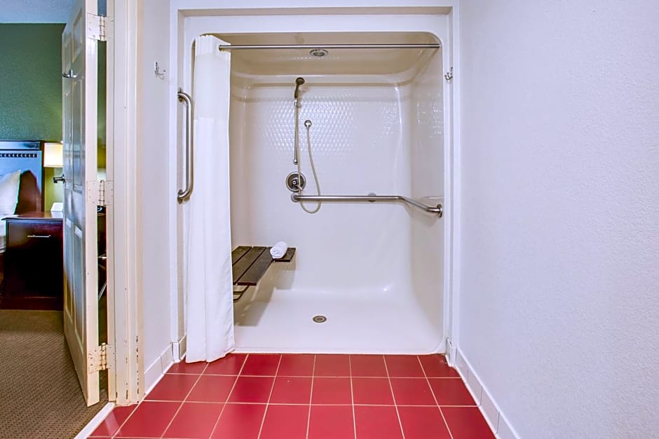 Quality Inn Oak Grove Fort Campbell