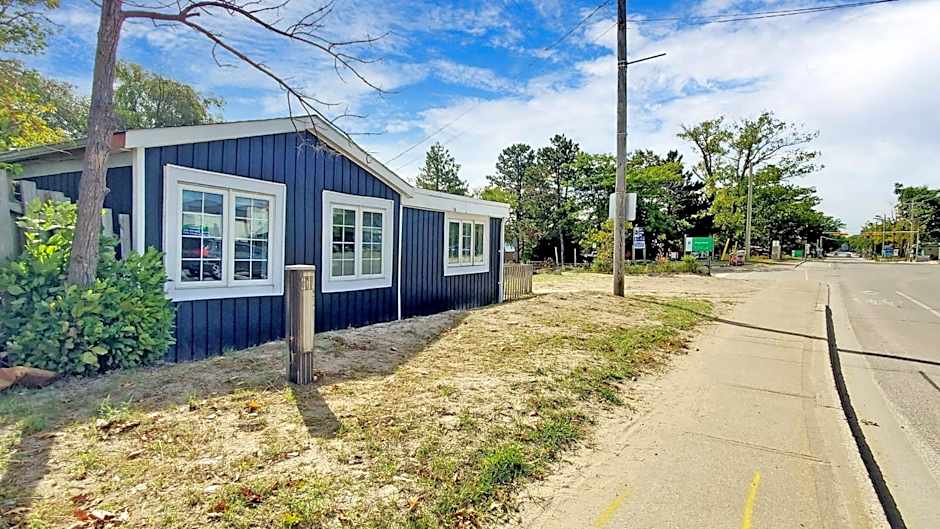 Main Beach River Retreat - Wasaga Beach 1 - Main Strip - 93 Mosley St